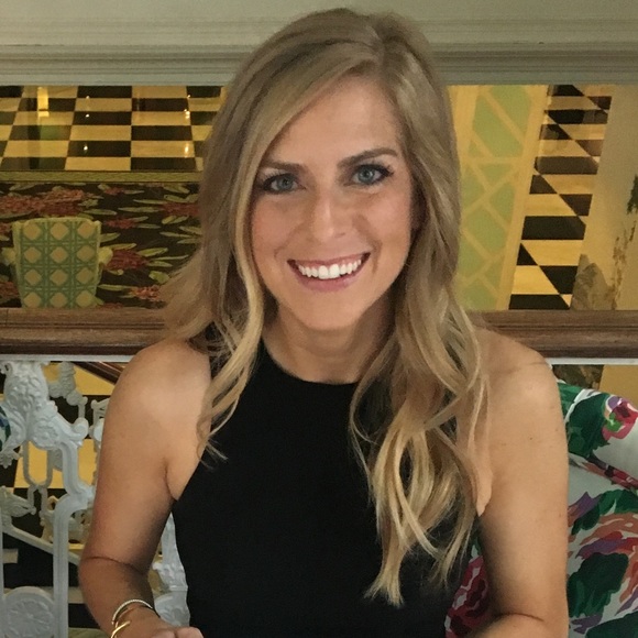 Meet Alyssa! - Picture 9 of 10